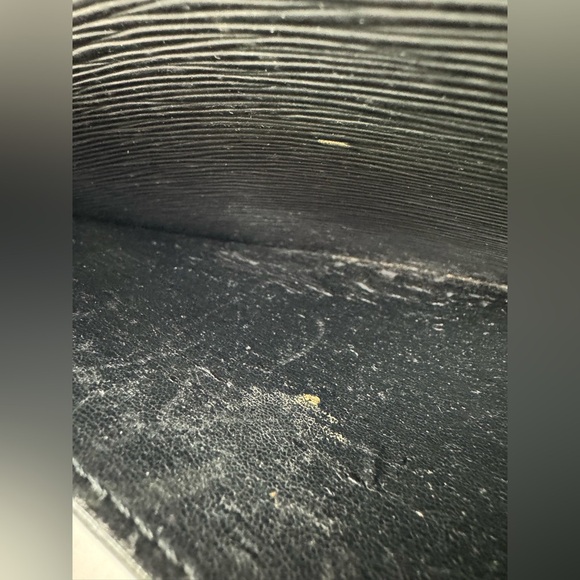 Louis Vuitton Black Epi Leather Zip Clutch - Picture 9 of 15